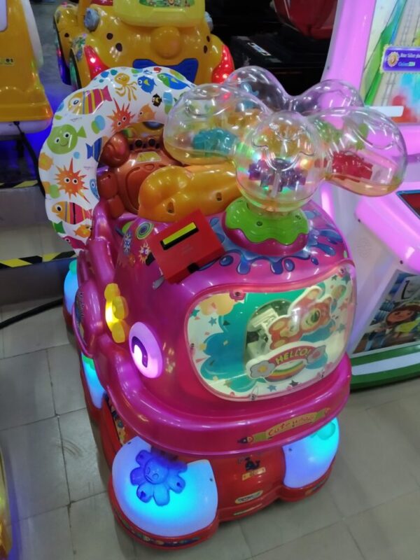 Doll catcher