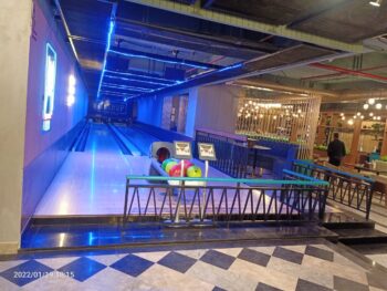 Refurbished Bowling Alley : Brunswick GS-X with Vector Scoring