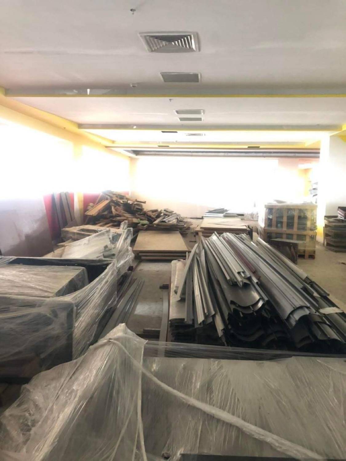 Used Bowling Available For Sale In Vietnam
