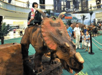 Pachyrhinosaurus Ride Walking Dinosaur Ride