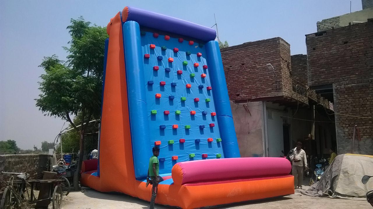 Inflatable Wall 2
